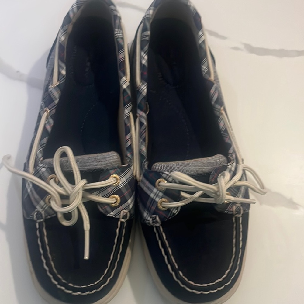 navy sperry’s with plaid detail